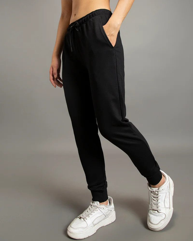 bewakoof Women's Black Casual Slim Fit Joggers